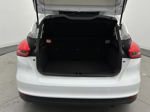 Used 2018 Ford Focus SE image 28