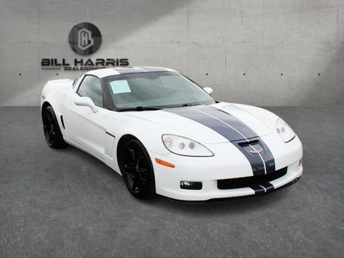 Used 2013 Chevrolet Corvette Grand Sport w/ 4LT Preferred Equipment Group RWD image 4