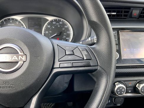 Used 2023 Nissan Kicks S FWD image 23