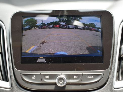 Used 2020 Chevrolet Malibu LS FWD image 24