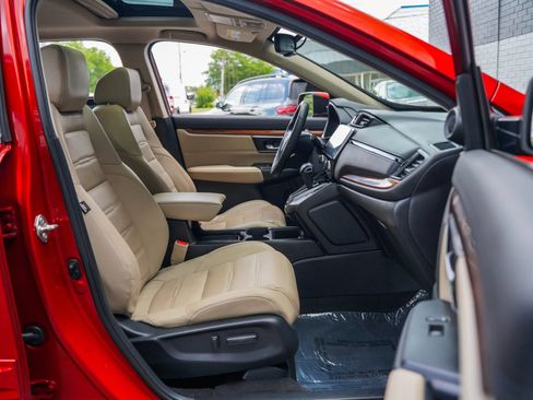 Used 2018 Honda CR-V Touring image 25