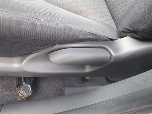 Used 2017 Mitsubishi Mirage ES image 17