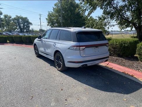 Used 2025 Lincoln Aviator Reserve w/ Equipment Group 201A AWD/4WD image 8