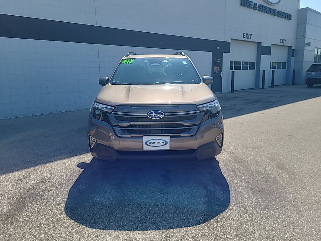 Used 2025 Subaru Forester Premium w/ Convenience Package #1 AWD/4WD image 9