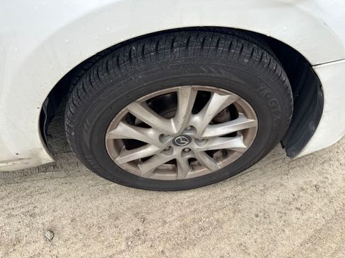 Used 2015 MAZDA MAZDA3 i Touring FWD image 5