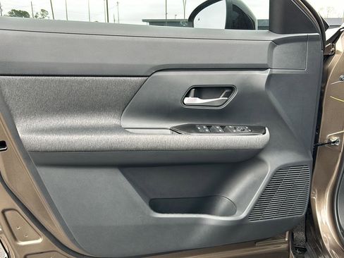 New 2026 Nissan Kicks SV w/ SV Premium Package image 14