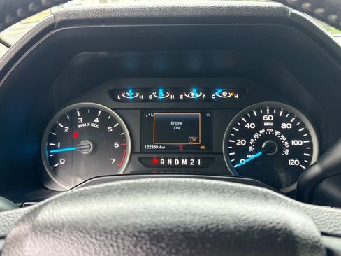 Used 2016 Ford F150 XLT w/ Equipment Group 302A Luxury AWD/4WD image 16