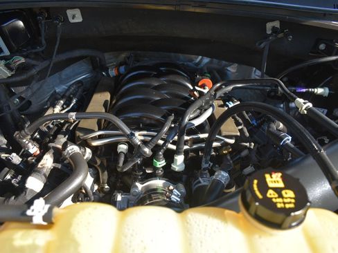 Used 2020 Ford F150 XLT w/ Equipment Group 302A Luxury AWD/4WD image 39