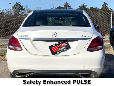Used 2017 Mercedes-Benz C 300 C 300 image 3