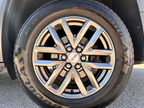 Used 2017 GMC Acadia SLT FWD image 34