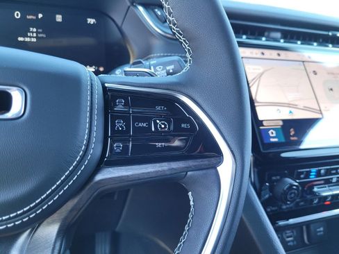 New 2025 Jeep Grand Cherokee Overland image 23