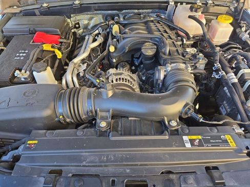 New 2025 Jeep Gladiator Sport image 40