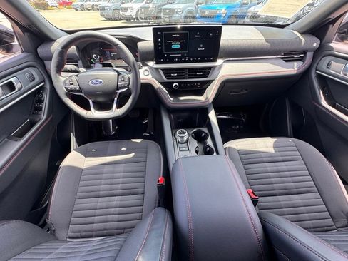 Used 2026 Ford Explorer ST-Line w/ ST-Line Street Pack RWD image 27