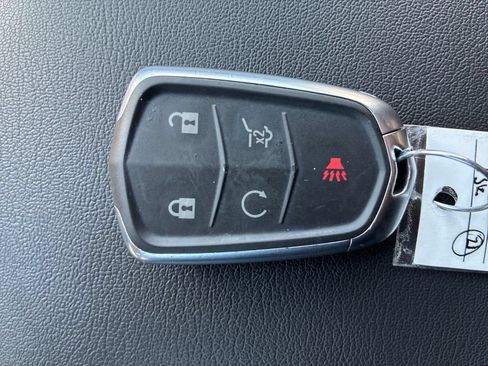 Used 2024 Cadillac XT6 Luxury w/ LPO, Floor Liner Package AWD/4WD image 36