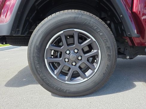 Certified 2021 Jeep Gladiator Sport image 15