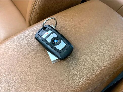 Used 2017 BMW X3 xDrive28i AWD/4WD image 19