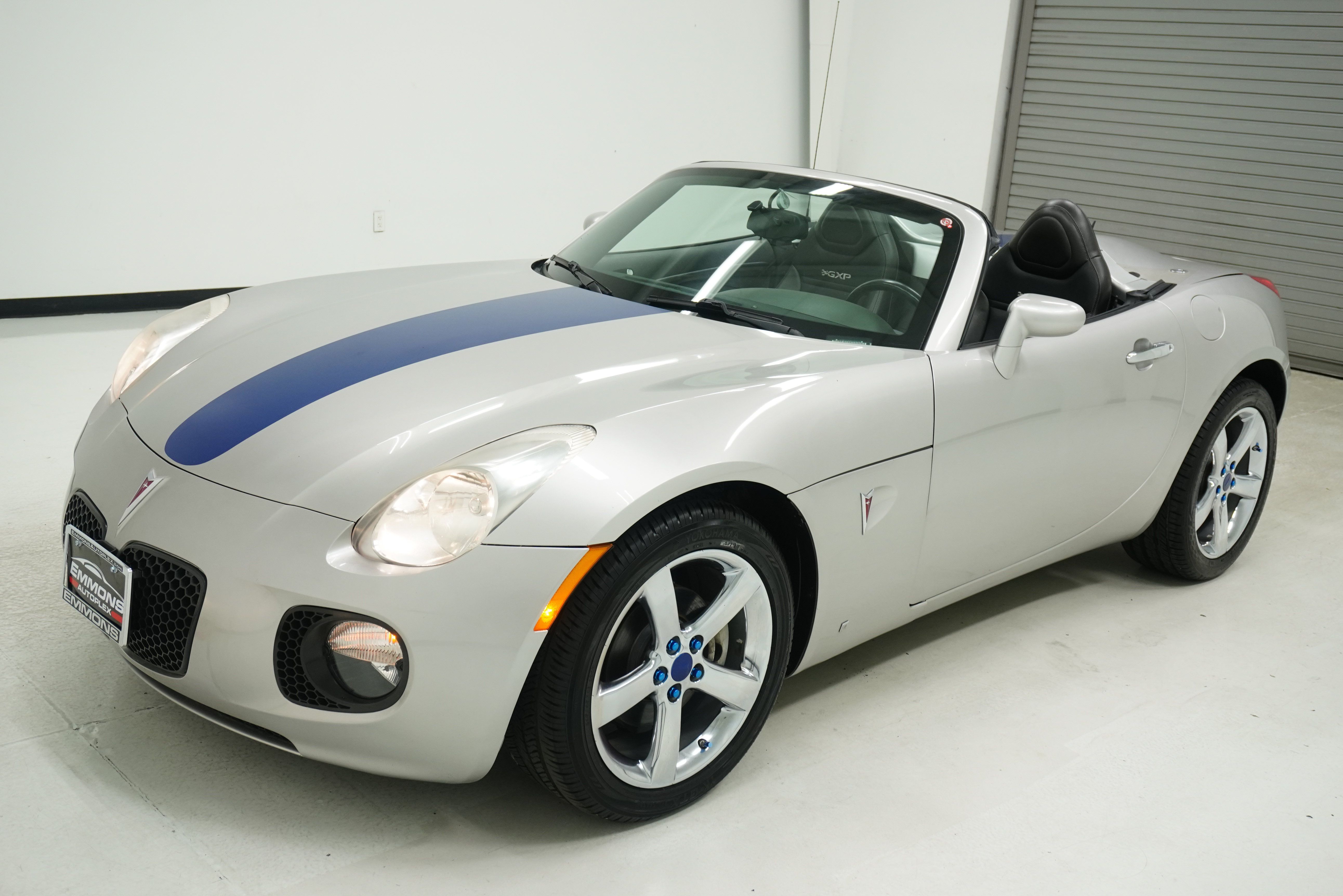 Used 2008 Pontiac Solstice GXP w/ Premium Package RWD image 8