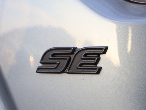 Used 2023 Toyota Corolla SE image 13