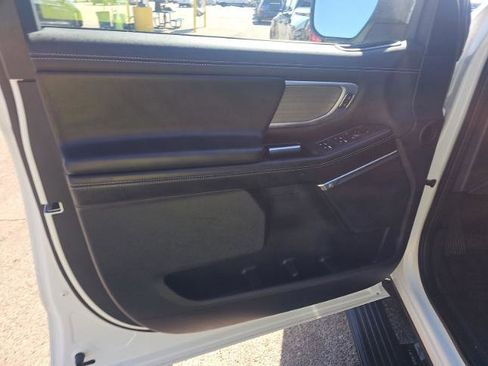 Certified 2025 Ford Expedition Platinum image 12