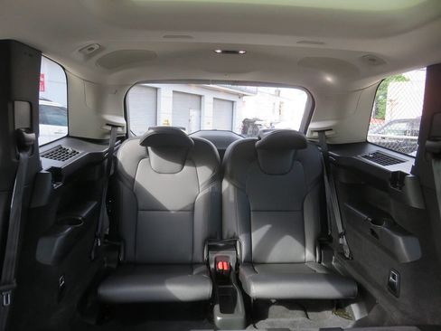 Used 2018 Volvo XC90 T6 Momentum w/ Convenience Package AWD/4WD image 22