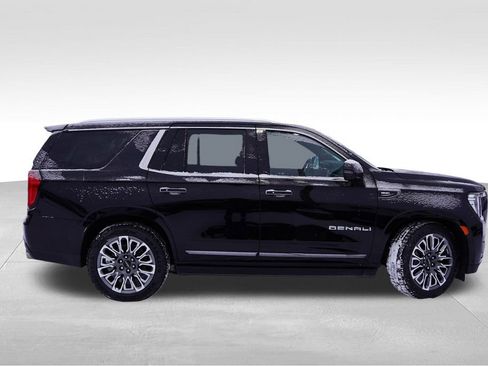 Certified 2024 GMC Yukon Denali Ultimate image 4
