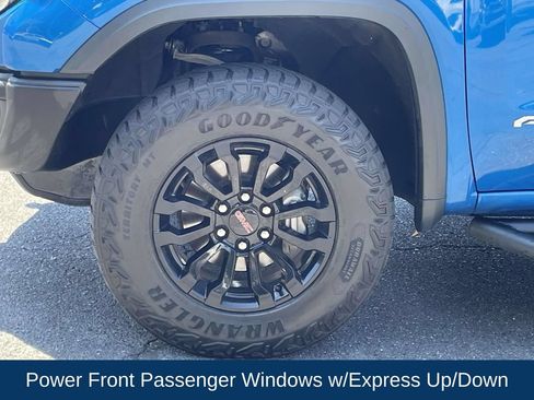 Used 2023 GMC Sierra 1500 AT4X AWD/4WD image 12