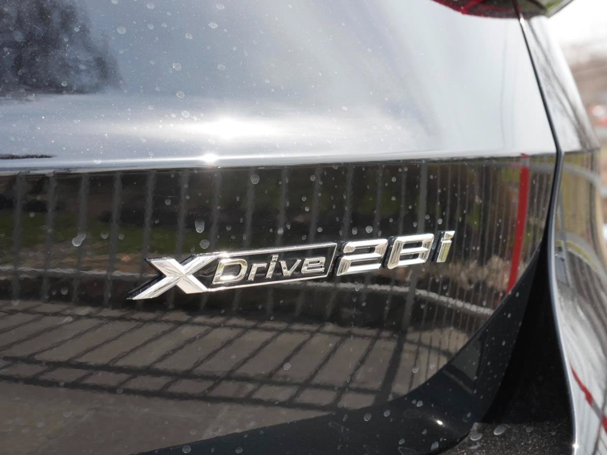 Used 2026 BMW X1 xDrive28i w/ Technology Package AWD/4WD image 19