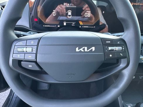 Used 2026 Kia K4 FWD image 17