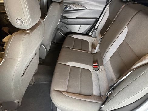 Used 2023 Chevrolet TrailBlazer LT AWD/4WD image 21