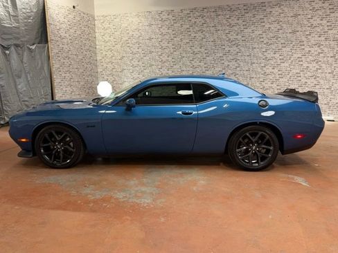 Used 2023 Dodge Challenger R/T w/ Blacktop Package RWD image 4