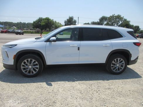 New 2026 Buick Enclave Preferred AWD/4WD image 9