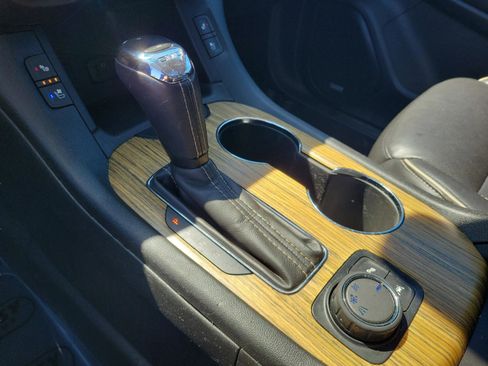 Used 2018 GMC Acadia Denali w/ Technology Package image 33