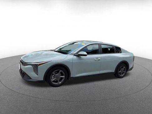 Used 2025 Kia K4 FWD image 7