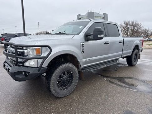 Used 2020 Ford F350 XLT w/ XLT Premium Package image 6