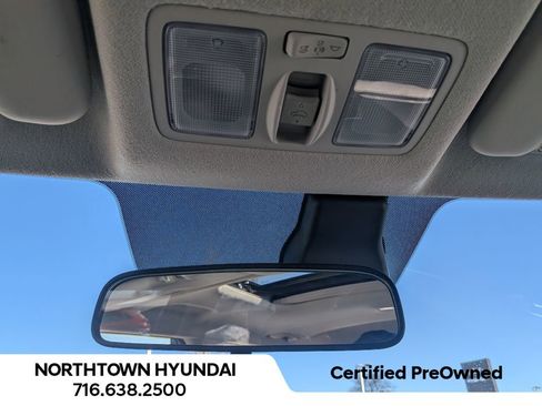 Certified 2023 Hyundai Venue SEL image 22