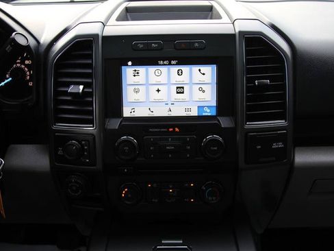 Used 2018 Ford F150 XLT w/ Equipment Group 302A Luxury AWD/4WD image 24