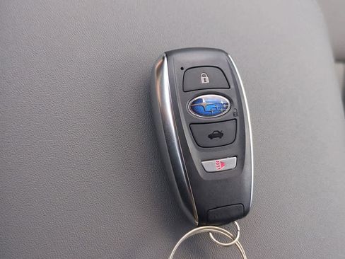 Used 2025 Subaru Outback Onyx Edition image 34