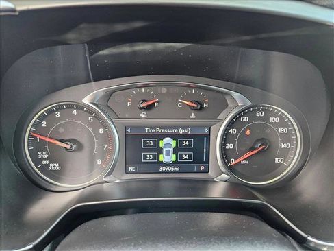 Used 2025 Chevrolet Blazer LT image 11