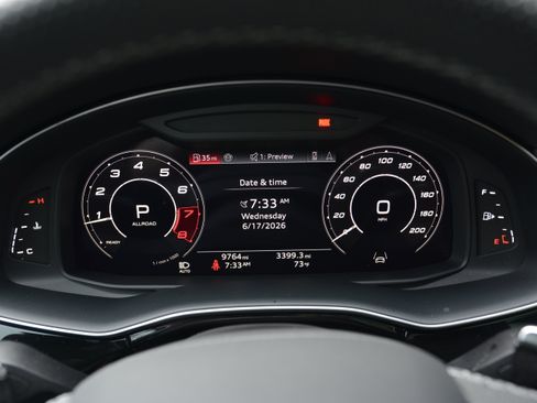 Used 2025 Audi RS Q8 performance AWD/4WD image 19