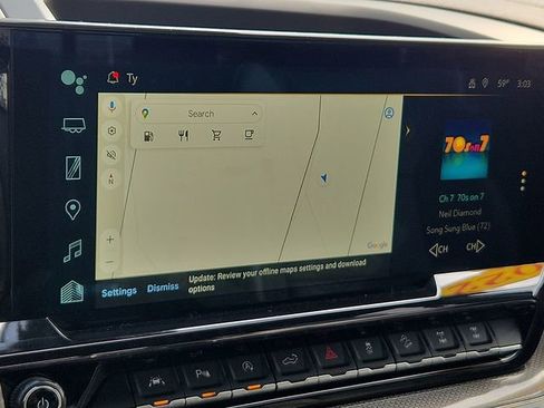 Certified 2022 Chevrolet Silverado 1500 ZR2 w/ Technology Package image 18