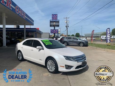 Used 2012 Ford Fusion Hybrid FWD image 2