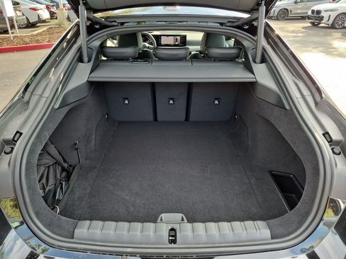 New 2026 BMW i4 eDrive40 w/ Premium Package RWD image 32