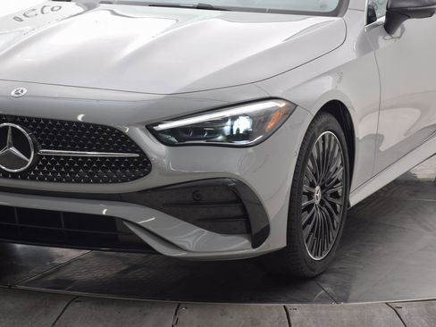 New 2026 Mercedes-Benz CLE 450 4MATIC Cabriolet image 9