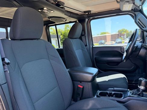 Used 2020 Jeep Gladiator Sport w/ Quick Order Package 24S AWD/4WD image 31