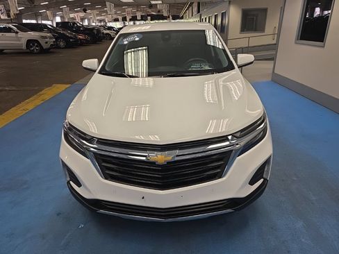 Certified 2024 Chevrolet Equinox LT FWD image 16