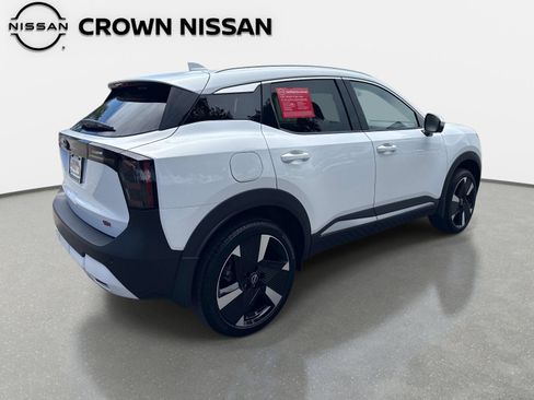 Used 2025 Nissan Kicks SR FWD image 7