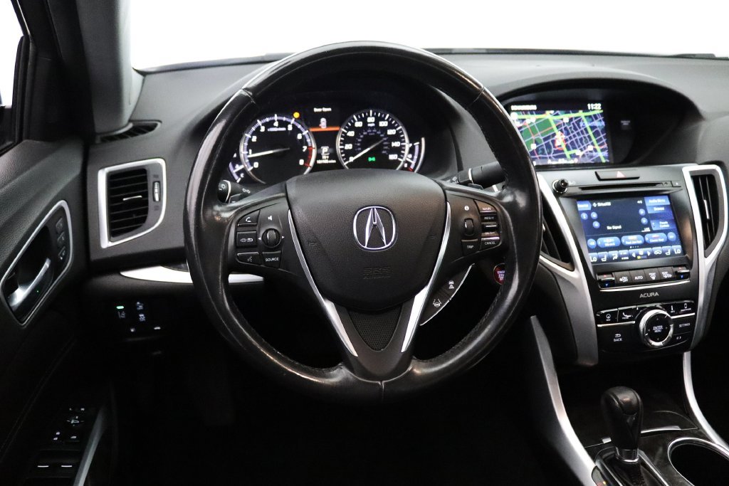 Used 2018 Acura TLX w/ Technology Package FWD image 11