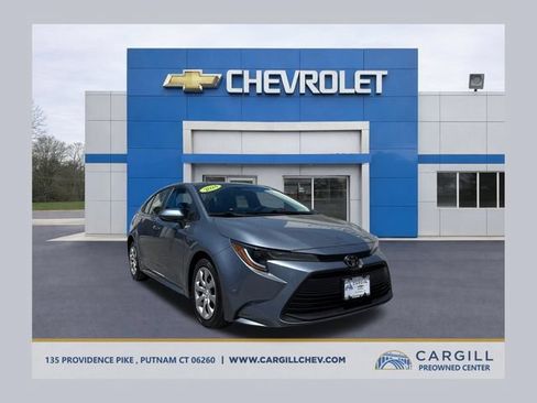 Used 2024 Toyota Corolla LE FWD image 1