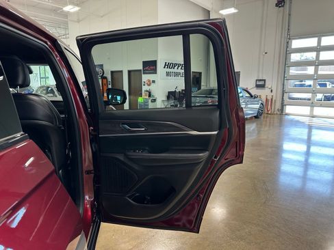 Used 2024 Jeep Grand Cherokee Limited RWD image 42