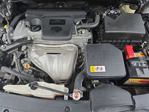 Used 2017 Toyota Camry XSE image 27